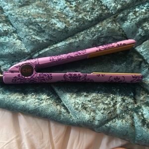 CHI hair straightener